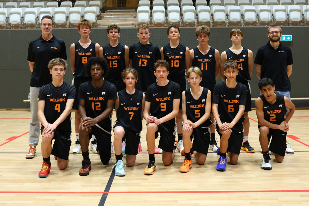U16 A